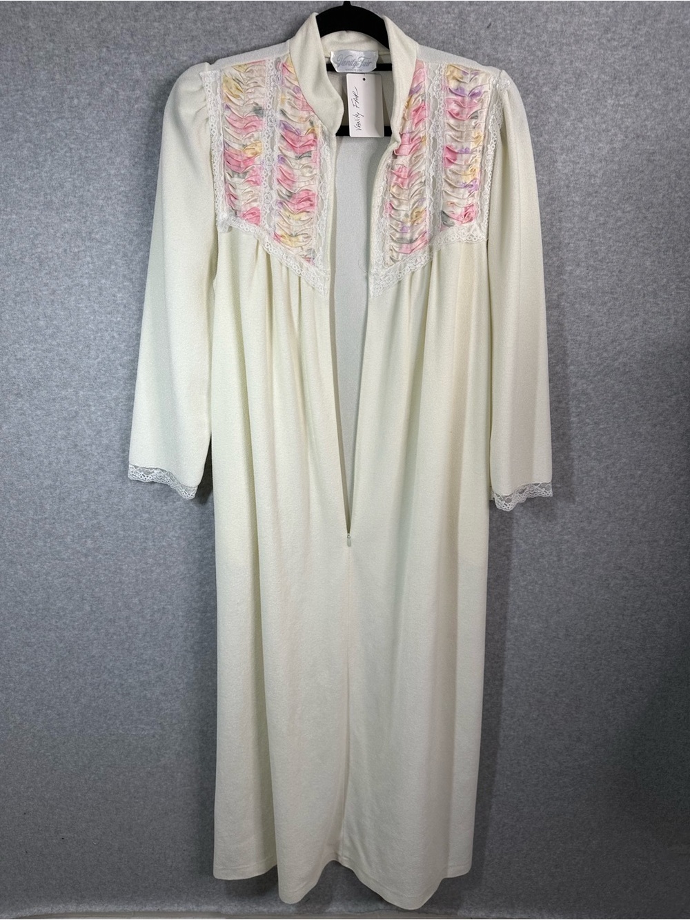 Vanity Fair Velour Gown Cream Full Length Robe Floral Lace Zip Front